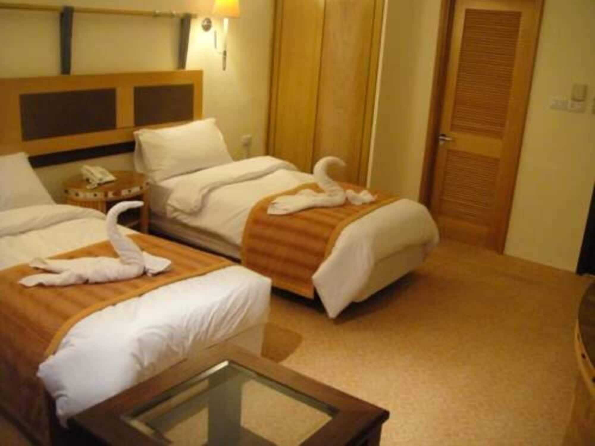 Renad Hotel Amman Bagian luar foto