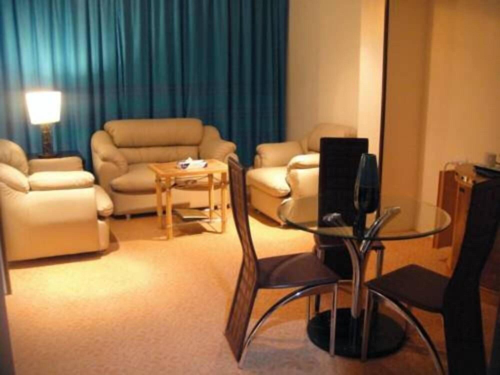 Renad Hotel Amman Bagian luar foto