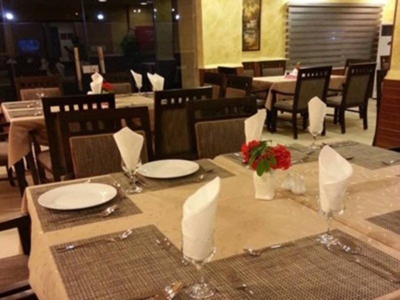 Renad Hotel Amman Bagian luar foto