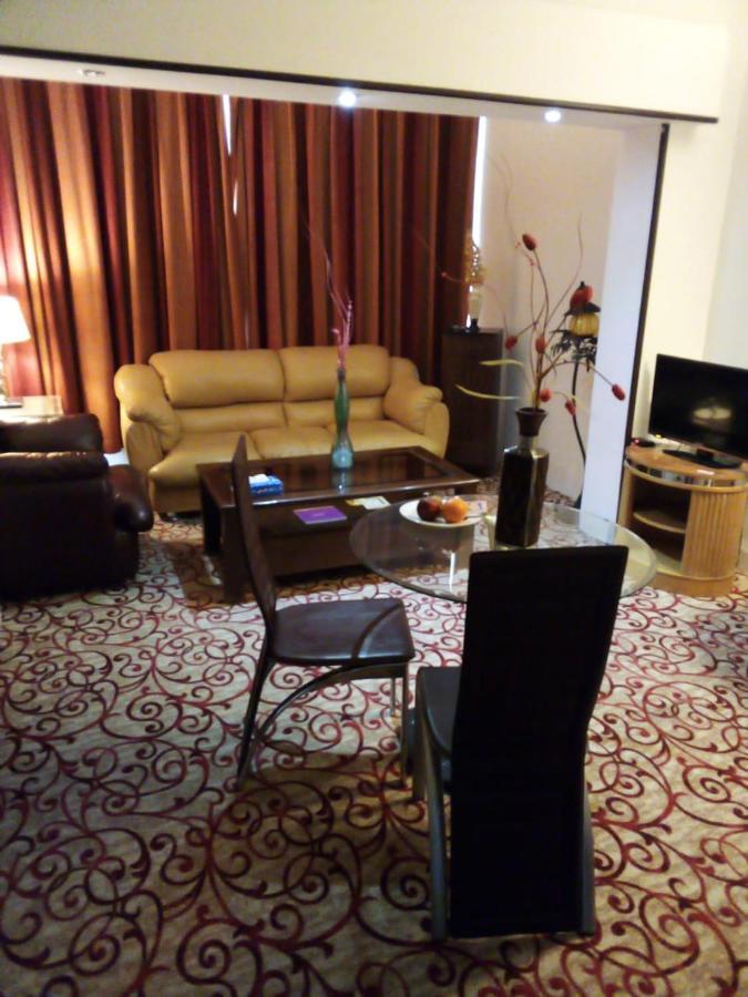 Renad Hotel Amman Bagian luar foto